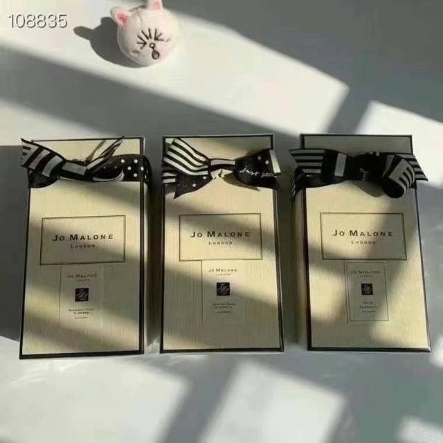 专柜品质 祖马龙香水 钻石盖 Ml！味道：蓝风铃，英国梨，午夜麝香与琥珀。