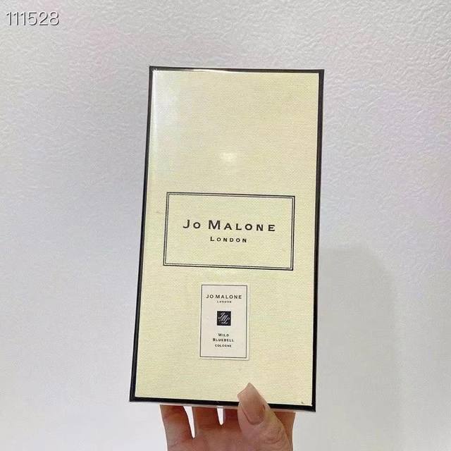 专柜品质 祖马龙香水 花纹限量版 Ml！味道：蓝风铃，英国梨。