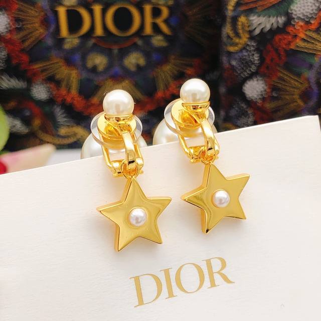 编号Ded0665 Dio*最新款星星耳夹 一致Z批黄铜材质