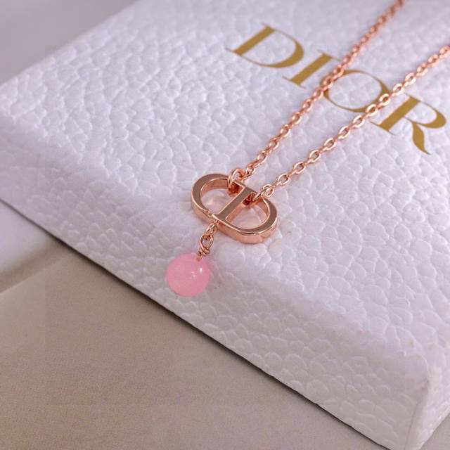项链 手链 耳环 Dior 迪奥 套装 专柜新款上市 美得不要不要的 唯美 浪漫 人手必备款 火爆小红书 精选Z批一致材质 超 Nice