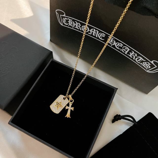 新品 克罗心 潮人必备单品 克罗心 满钻星牌 十字架项链，太好看了 戴上它炸了整条街[偷笑]18K镶嵌天然钻石克罗心项链现货 黄金 项链