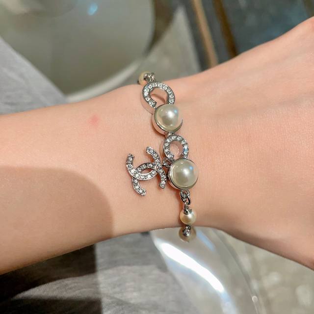 香奈儿珍珠 Coco手链
