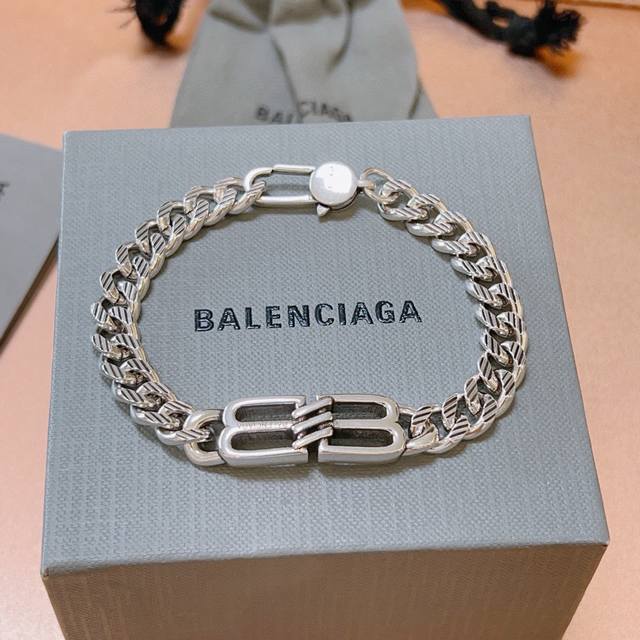 原单货新品 巴黎世家 Balenciaga手链专柜一致巴黎世家手链 男士火爆款出货 设计独特 前卫 男女必备！码数18。20。22Cm