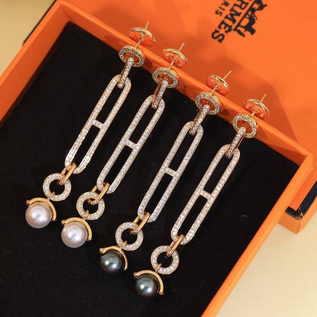 精工版 Hermes 爱马仕猪鼻子耳钉 亚金材质 925银针 防过敏 18K白金色！带Logo 爱马仕珍珠耳钉 飞碟耳塞 爱马仕耳钉