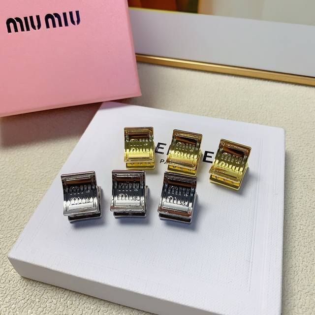 Miumiu缪缪 Miumiu抓夹 新款迷你金属抓夹韩版小边夹 精致小仙女必入单品 宝藏款 闭眼入推荐款 一套3个