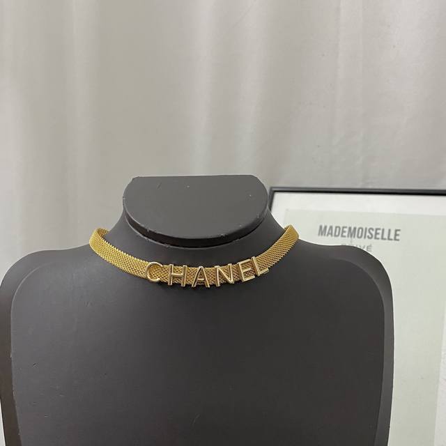 编码N3009 0879915 Chanel香奈儿 专柜最新款同步上新 大牌香奶奶经典来袭 知名品牌逢出货必抢光真的超级好卖独家高端品质做工精致现货发售黑金两色