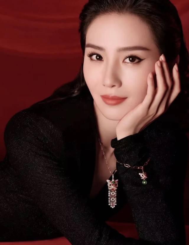 V金材质 高品质货源 麒麟铜钱钱款流苏狮子项链 寓意极好按照18K金产品开模定制 电镀18K厚金 1:1版本