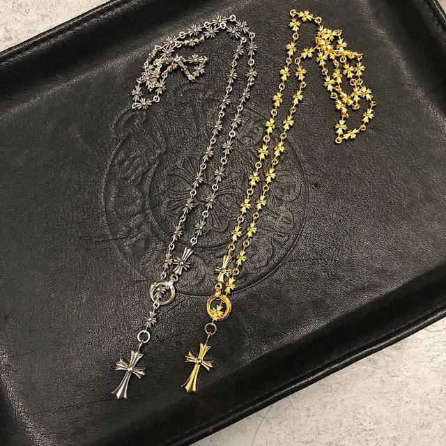 克罗心套环拼接项链 专柜 1.9W款，超难度级别的十字拼接 每环均纯手工焊接，细节非常Ok 依旧狠货 可调节 两色:镀金款 银色款 银镀22K编号:201140