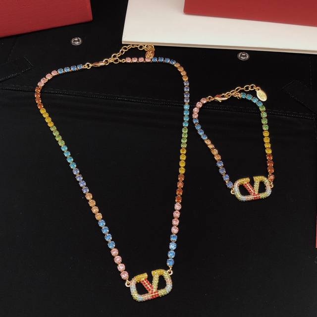 编号项链 编号Vsl0021手链 Valenti*O最新款彩钻项链手链 一致Zp黄铜材质