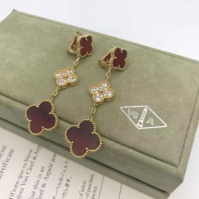 Vca 梵克雅宝 四叶草三花贝母间钻耳拍 白金 玫瑰金 黄金