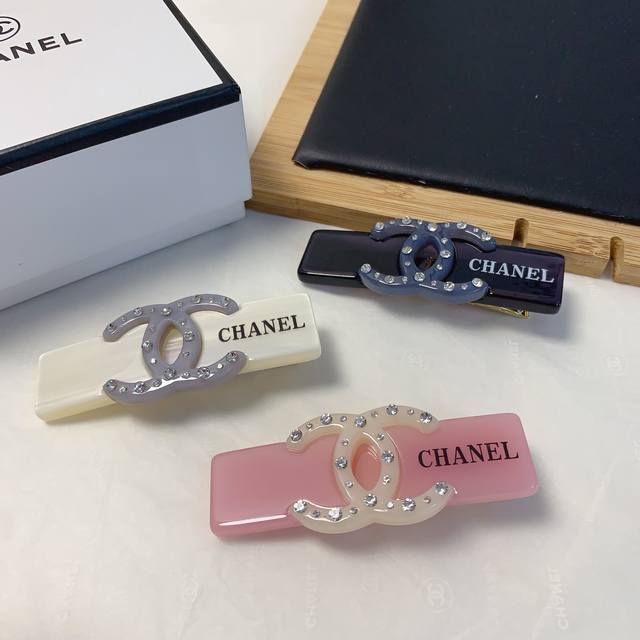 Chanel小香 Chanel发夹 醋酸Logo发夹压夹一字夹气质百搭小仙女必入单品 宝藏款 闭眼入推荐款 单个