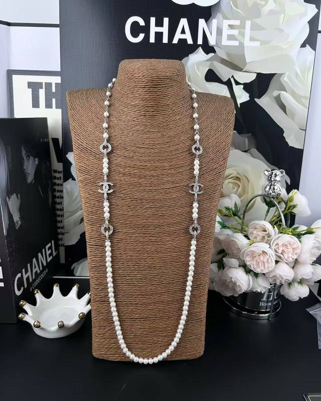 Chanel 圆形满钻 双C珍珠 项链 毛衣链