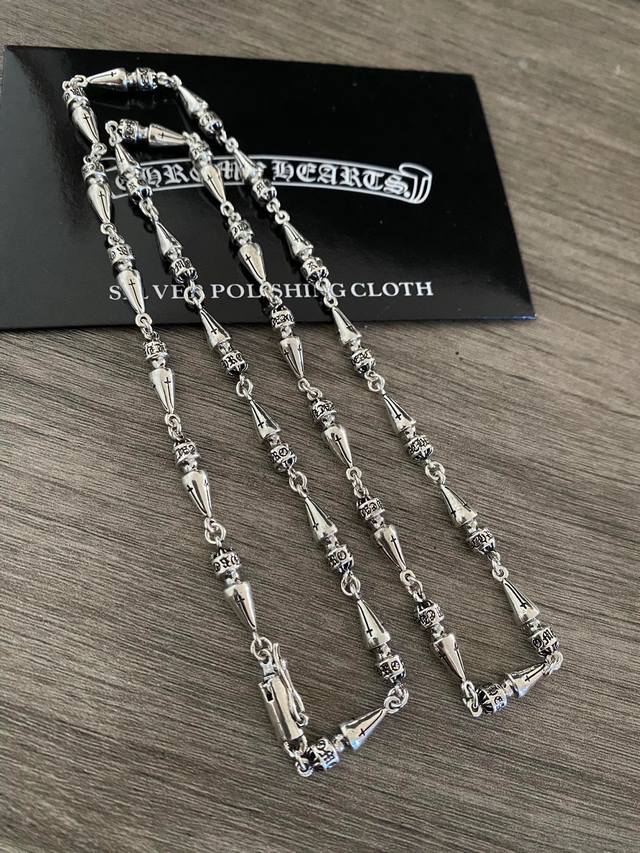 克罗心子弹头项链