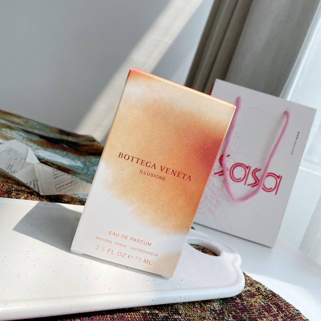 专柜品质 Bv葆蝶家幻境香水 宝缇嘉 幻觉女士 Bottega Veneta Illusione 90Ml 香调:木质花香调 前调:香柠檬黑加仑.中调: 橙花
