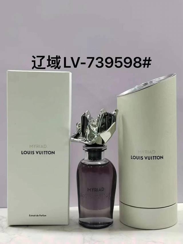 高品质 Lv辽域中性浓香水100Ml Louis Vuitton Myriad, 香调：木质东方调 属性：中性香 气味：藏红花 玫瑰 沉香 乌木 可可果 麝香