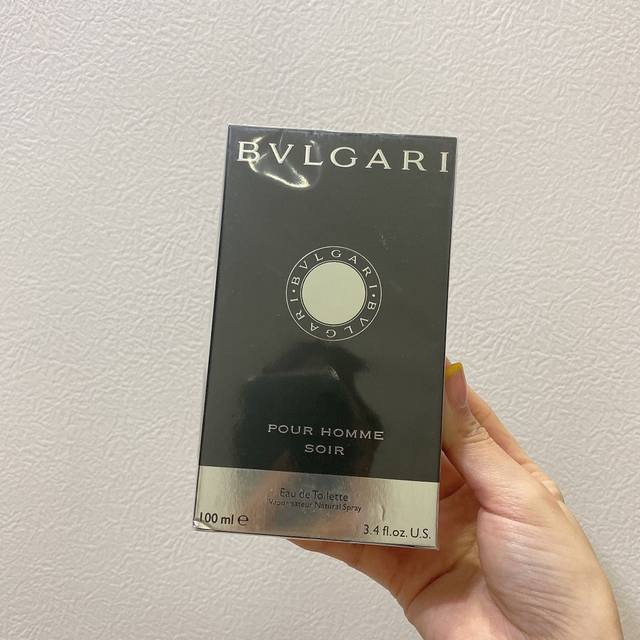 专柜品质 宝格丽大吉岭香水夜幽版 男女中性淡香水香氛 Ml，前味：义大利佛手柑、橙花中味：玫瑰木、纸莎草、鸢尾花后味：龙涎香、麝香