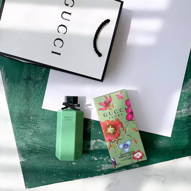 专柜品质 Gucci Flora Gorgeous Gardenia Limited Edition古驰栀子花女士淡香水限量版香水 味道很适合夏天 散发出来的香