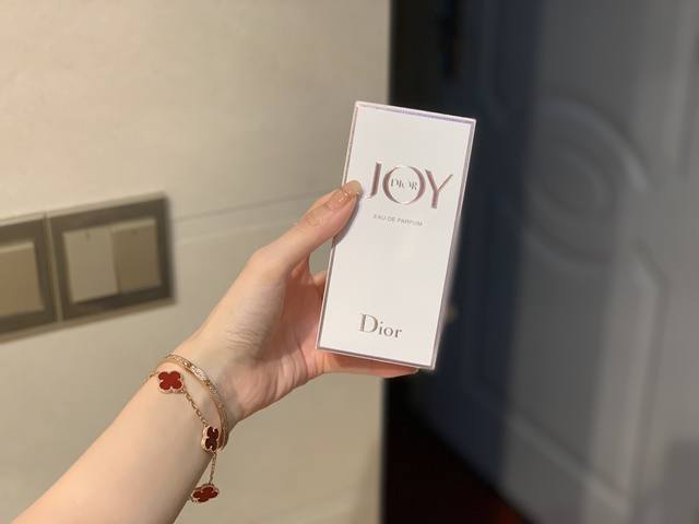 专柜品质 Joy悦之欢 又是一款经典香水 特别是中调和后调 巨巨巨好闻