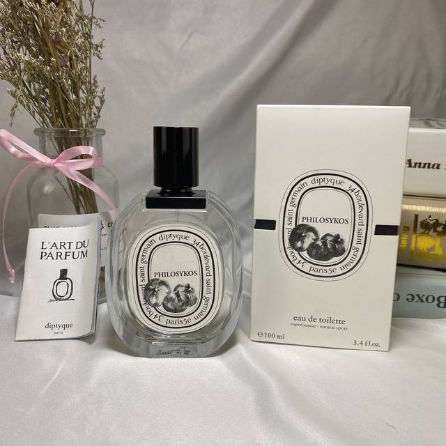 专柜品质 蒂普提克Diptyque 无花果Philosykos中性淡香水 香调:木质馥奇香调 好像剥开了一只熟透泛紫的无花果 无花果树无花果树的叶子，绿色水果