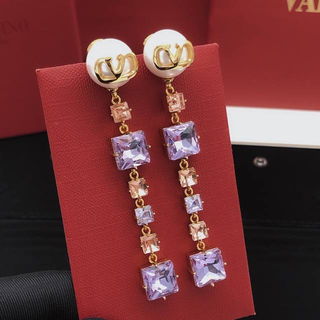 编号Ved0217 Valenti*O最新款彩钻流苏耳钉 一致Zp黄铜材质