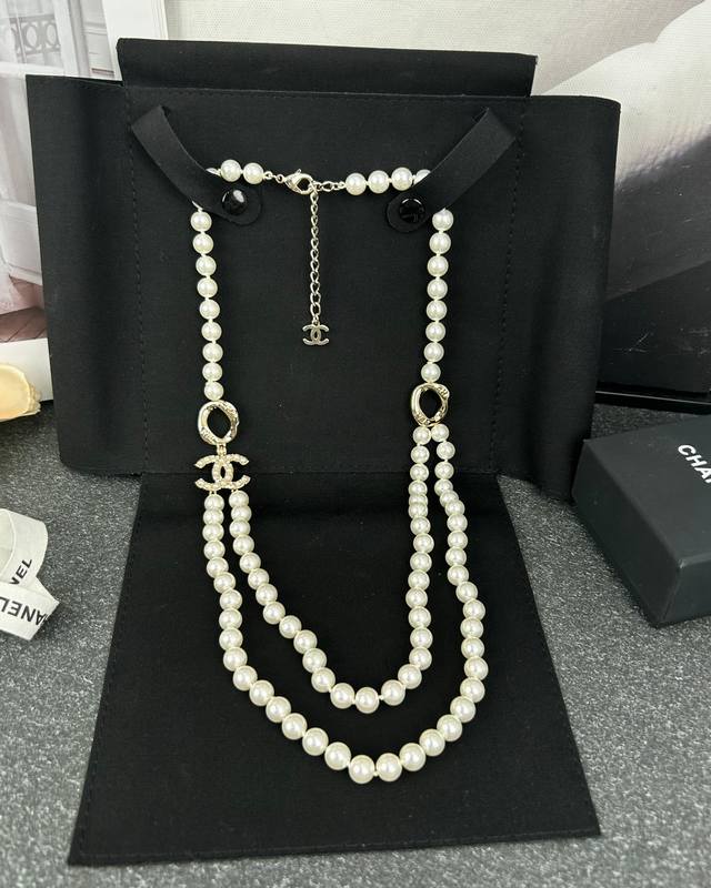 Chanel 几何椭圆 字母镶钻 珍珠双层 毛衣链