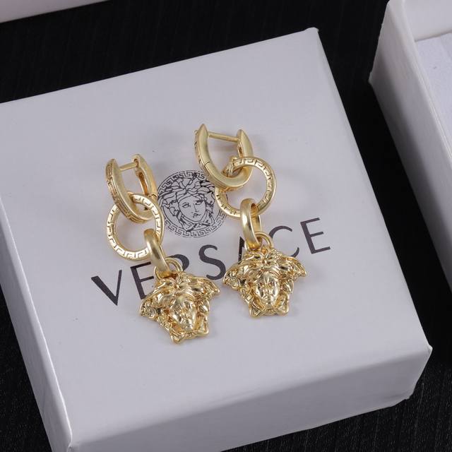 Versace 范思哲耳钉