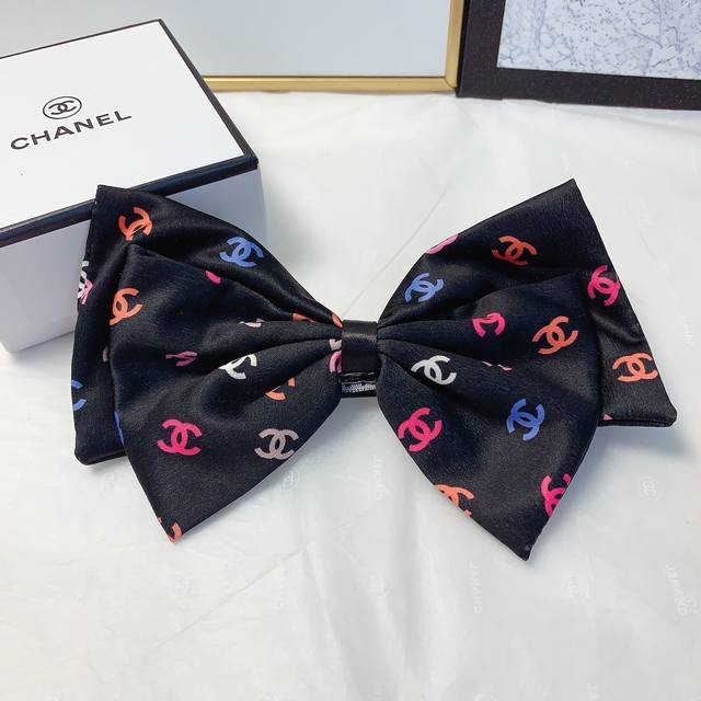 Chanel小香 Chanel发夹 绸缎蝴蝶结发夹弹簧夹版型立体气质时尚百搭小仙女必入单品 闭眼入推荐款 单个