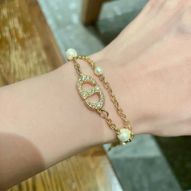 Dior 迪奥 中古 手链 专柜一致上新 精选原版一致 黄铜材质 甜美气质高雅.