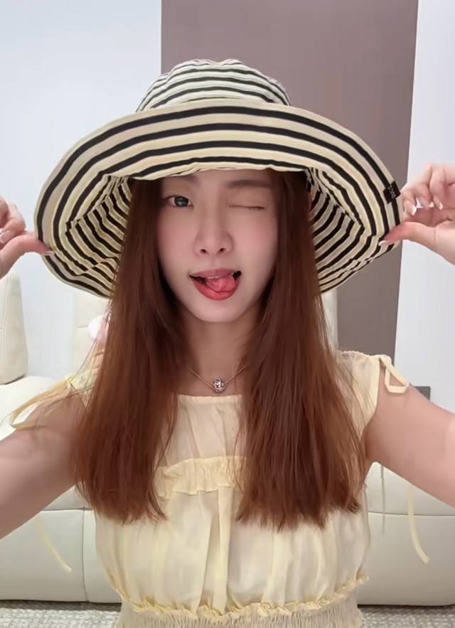 我们出品 成年人不做选择