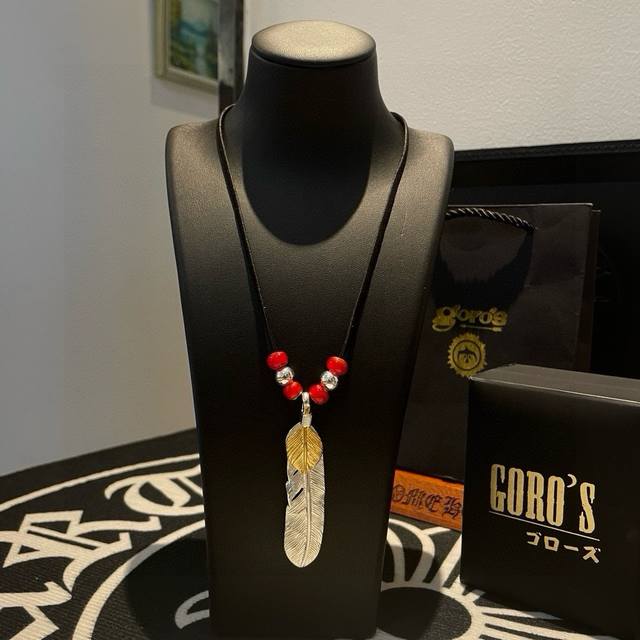 新品上架 Goro’S高桥吾郎上金羽毛吊坠，高桥经典皮绳琉璃珠项链，顶级版本，认准独家拍摄，主攻高端市场 ，快手 Ins 小红书热门款，绝对区别普通版本！图片产