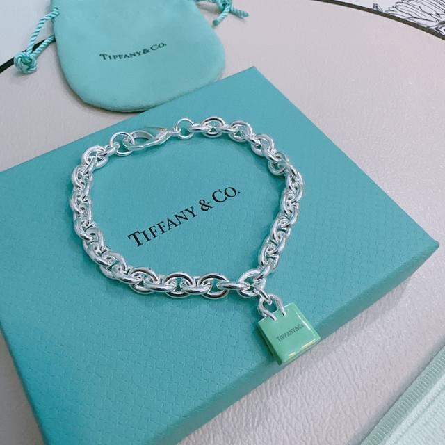 蒂芙尼手链 Tiffny&Co. 专柜精工银版本 明星同款 复古做旧风 原版复刻 纯手工打造 ～正品开模潮流时尚必备 男女均可佩戴 情侣款同款 摇滚朋克银风格