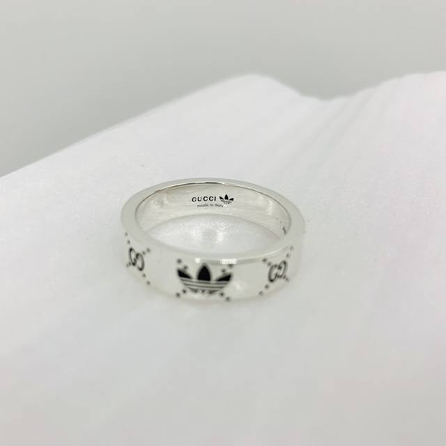 Gucci古驰三叶草联名戒指 窄版 码数12-24