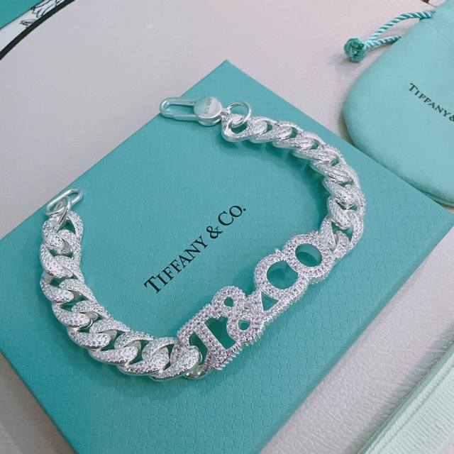 蒂芙尼满钻手链 Tiffny&Co. 专柜精工银版本手链 明星同款 复古做旧风 原版复刻 纯手工打造 ～正品开模潮流时尚必备 男女均可佩戴 情侣款同款 摇滚朋克