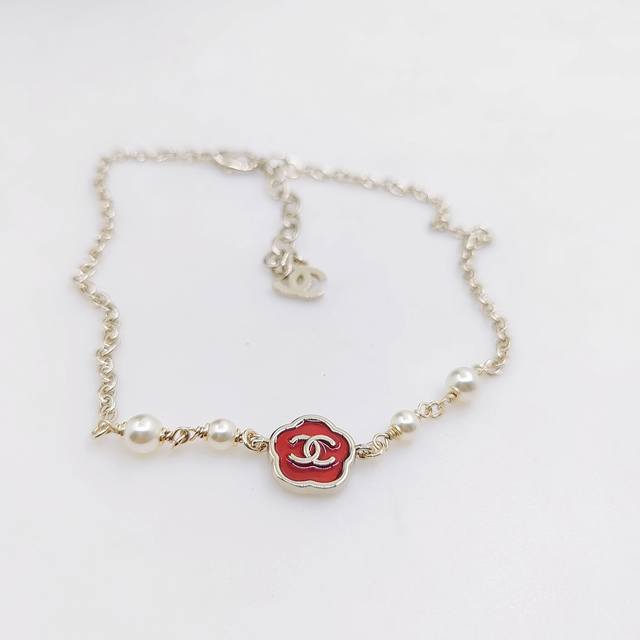 Chanel 最新款红色花瓣项链 一致Zp黄铜材质