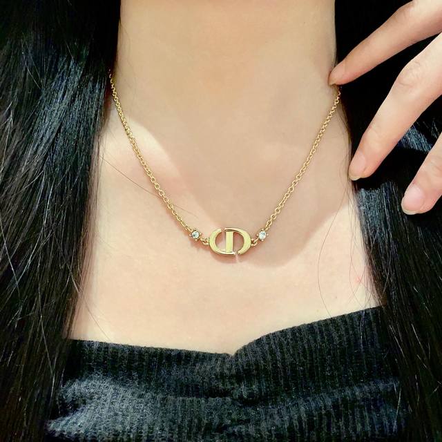 Dior 迪奥 中古 项链 专柜一致上新 精选原版一致 黄铜材质 甜美气质高雅.