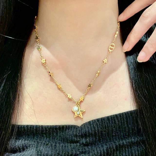 Dior 迪奥 中古 项链 专柜一致上新 精选原版一致 黄铜材质 甜美气质高雅.