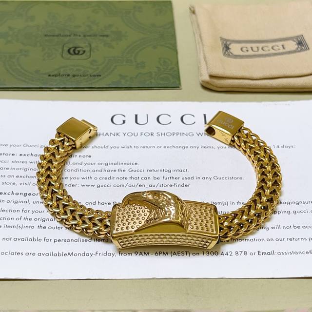 古驰新款推荐款2025最新出炉 Gucci古驰手链最新款经典款 精致无论款式 质感 都是绝对的顶尖Feel 只要看一眼就懂了 超 Nice 搭配衣服最适合的选择
