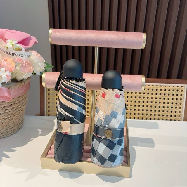 Burberry 巴宝莉 经典格纹 五折手动折叠晴雨伞 选用台湾进口Uv防紫外线伞布 原单代工级品质 2色