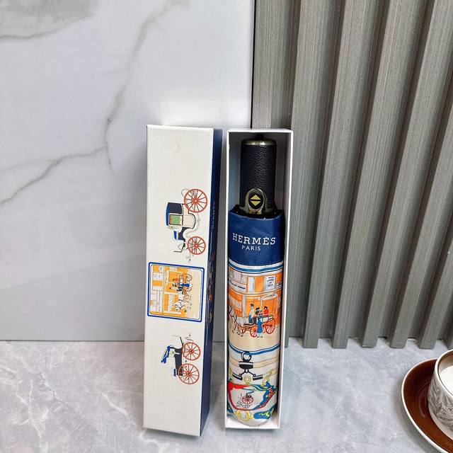 爱马仕Hermes 三折防晒睛雨伞 2570夏季新款 全自动折叠晴雨伞 内里黑色涂层防晒有效阻隔紫外线99%，Upf 50 所以能起到伞下体感降温的效果！有效隔