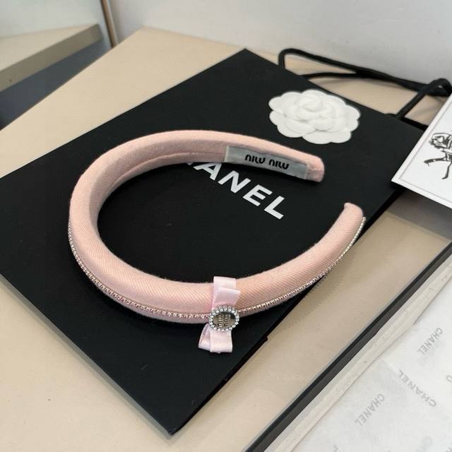 Miumiu缪缪新款发箍