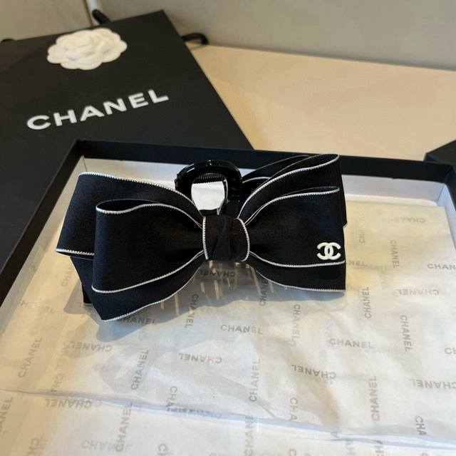 Chanel香奈儿发箍