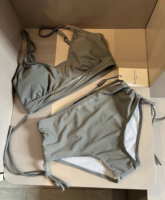 巴黎世家Balenciaga运动套装比基尼，简约大气，S M L Xl