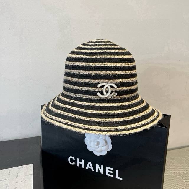 Chanel香奈儿针织渔夫帽，头围57Cm