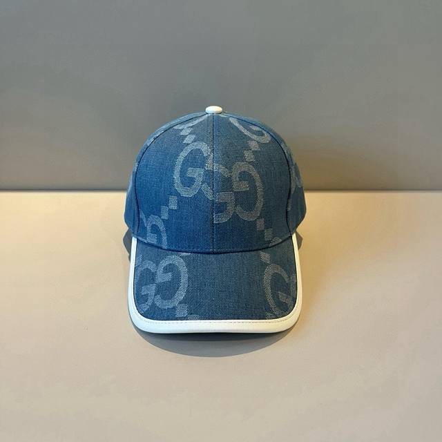 古奇棒球帽Gucci官网新品，棒球帽，原单品质火爆来袭 工艺非常精美 高档大气上档次！低调奢华，方便携带！跑量！