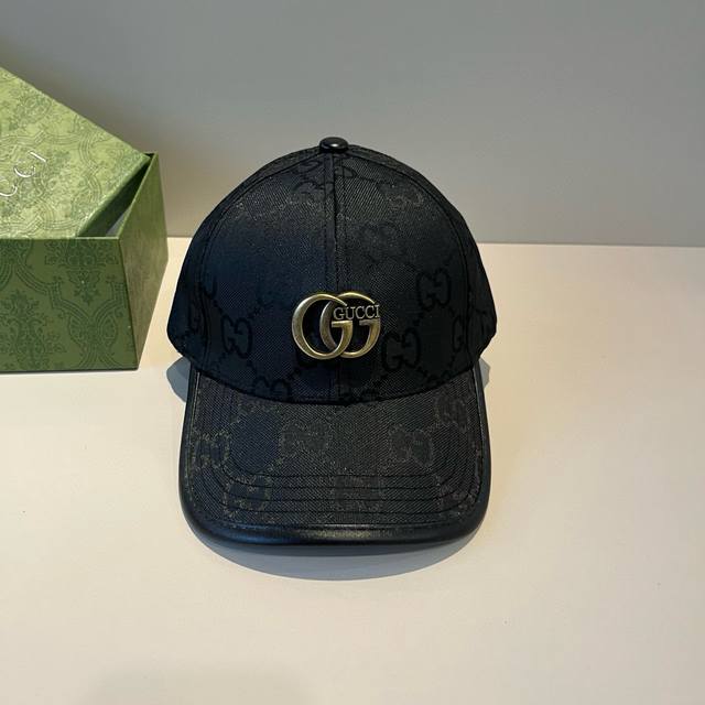 古奇棒球帽Gucci官网新品，棒球帽，原单品质火爆来袭 工艺非常精美 高档大气上档次！低调奢华，方便携带！跑量！