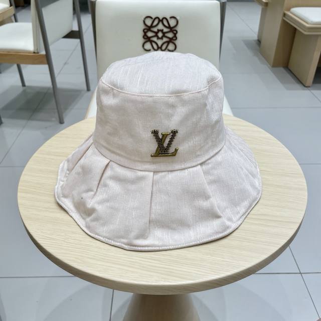 Lv 路易威登新款渔夫帽，头围57Cm