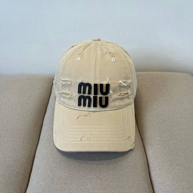 谬谬Miumiu 原单春夏新款棒球帽，正品开模订制，原版做工细致质量超赞！