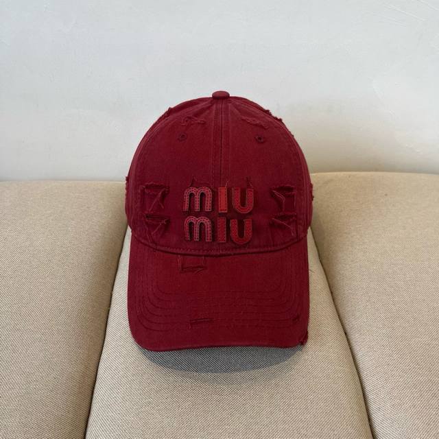 谬谬Miumiu 原单春夏新款棒球帽，正品开模订制，原版做工细致质量超赞！