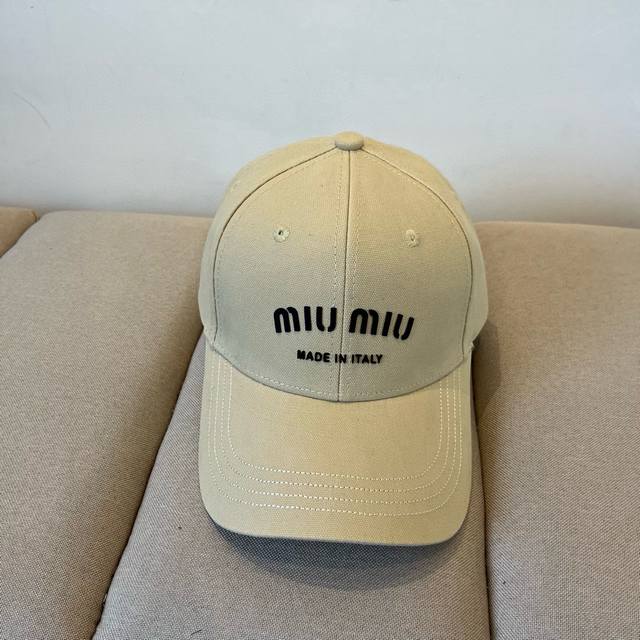 谬谬Miumiu 原单春夏新款棒球帽，正品开模订制，原版做工细致质量超赞！