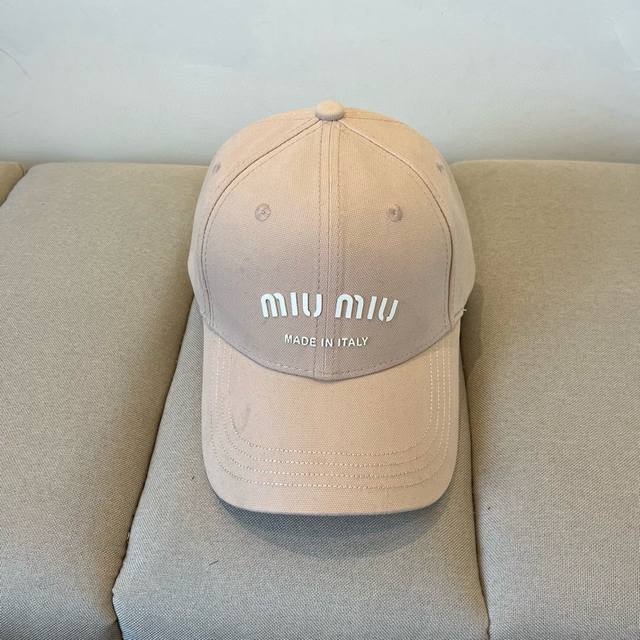 谬谬Miumiu 原单春夏新款棒球帽，正品开模订制，原版做工细致质量超赞！